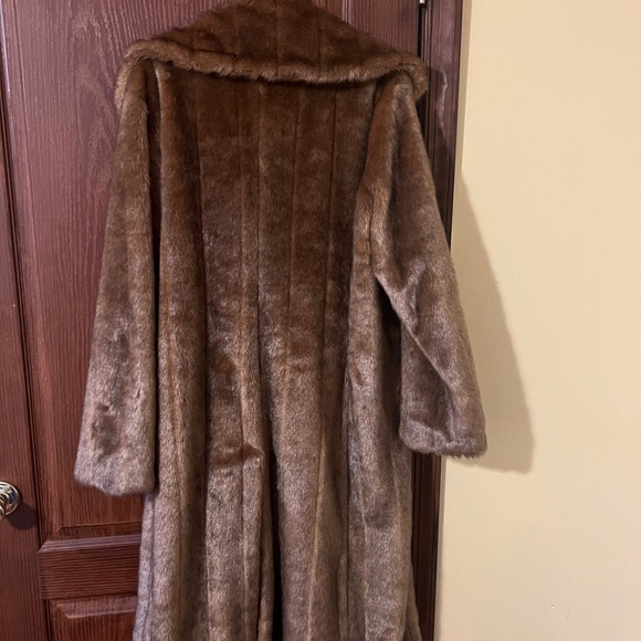 Avec Les Filles Brown Teddy Jacket - Picture 2 of 2